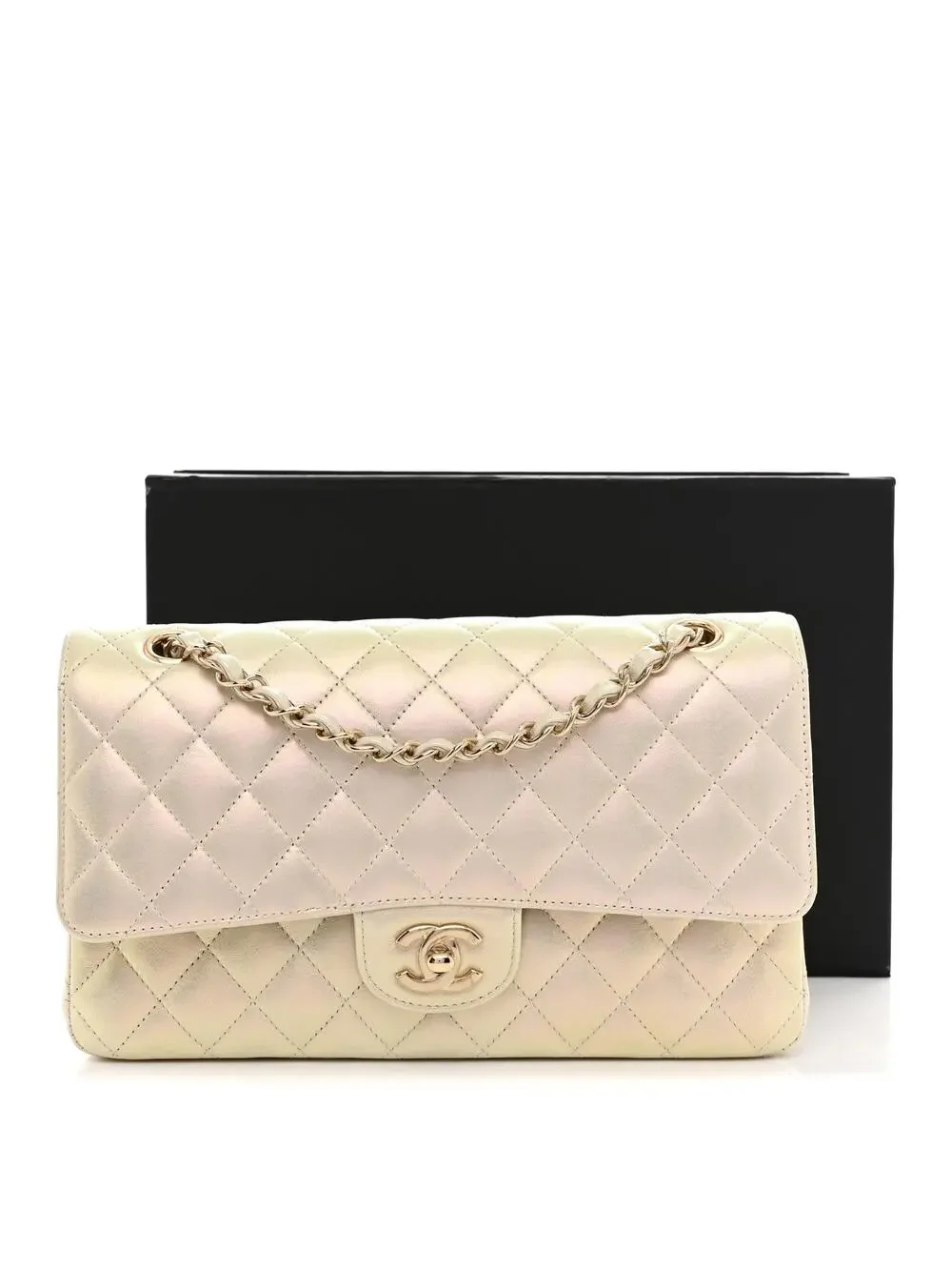 CHANEL elevate your